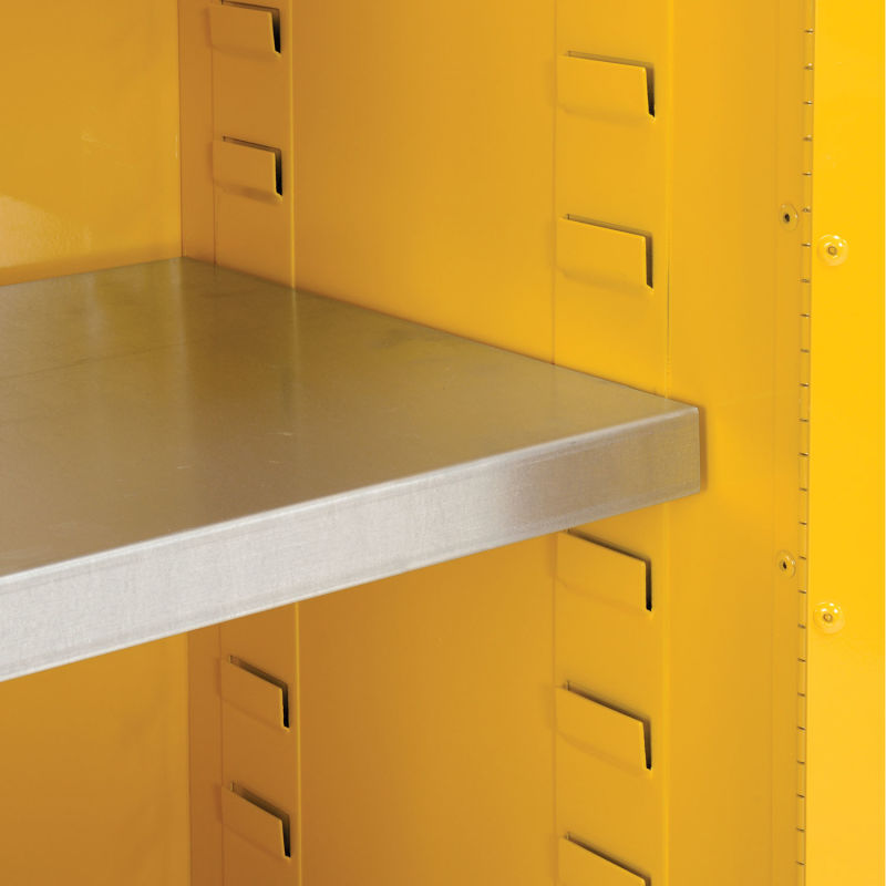 Global Industrial™ Flammable Liquid Cabinet, 30 Gallon Manual Close Double Door, 43"Wx18"Dx44"H