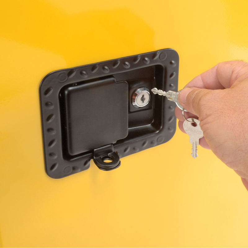 Global Industrial™ Flammable Liquid Cabinet, 30 Gallon Manual Close Double Door, 43"Wx18"Dx44"H