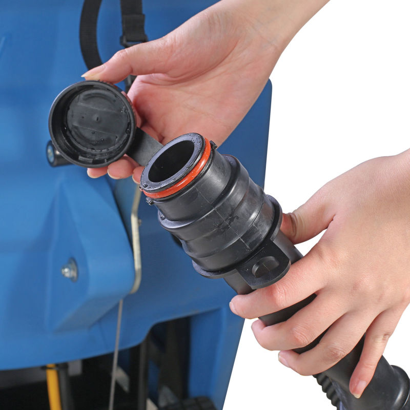 Global Industrial™ Electric Walk-Behind Auto Floor Scrubber 18